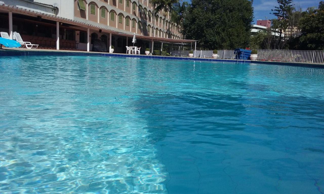 Flat Cavalinho Branco - Vista Do Lago E Piscina Aquecida Aguas de Lindoia Luaran gambar